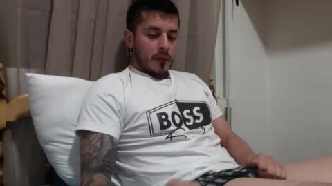 Snapshot of arismen chatting on 03.19.26 aris men online show from 03.19.26