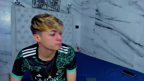 Snapshot of arissha_lee chatting on 11.07.25 celina online show from 11.07.25