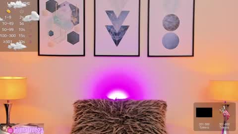 Snapshot of arivega chatting on 12.14.24 Nice to meet you thumb up me please its important I LOOK MY BIO DOWN online show from 12.14.24