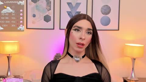 Snapshot of arivega chatting on 12.22.24 Nice to meet you thumb up me please its important I LOOK MY BIO DOWN online show from 12.22.24