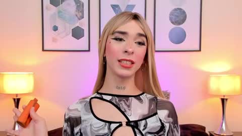 Snapshot of arivega chatting on 01.14.25 Nice to meet you thumb up me please its important I LOOK MY BIO DOWN online show from 01.14.25