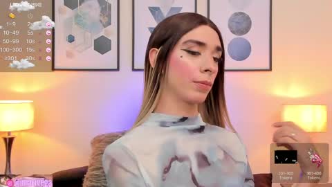 Snapshot of arivega chatting on 01.21.25 Nice to meet you thumb up me please its important I LOOK MY BIO DOWN online show from 01.21.25