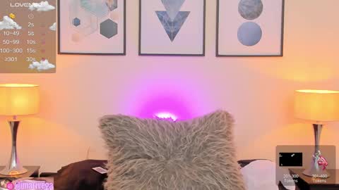 Snapshot of arivega chatting on 01.24.25 Nice to meet you thumb up me please its important I LOOK MY BIO DOWN online show from 01.24.25