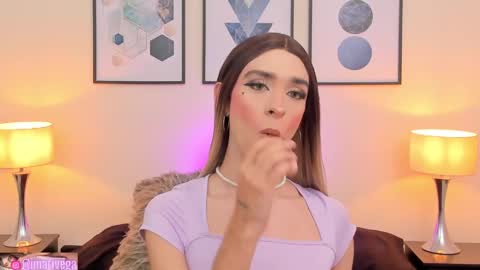 Snapshot of arivega chatting on 02.06.25 Nice to meet you thumb up me please its important I LOOK MY BIO DOWN online show from 02.06.25