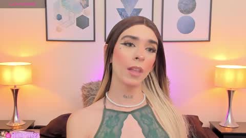 Snapshot of arivega chatting on 02.07.25 Nice to meet you thumb up me please its important I LOOK MY BIO DOWN online show from 02.07.25