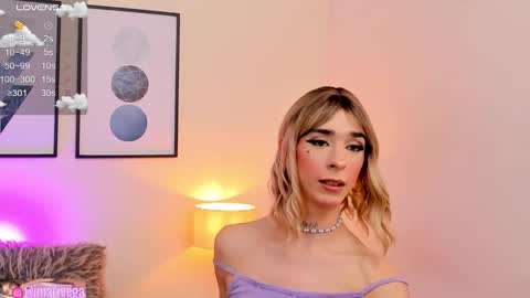 Snapshot of arivega chatting on 02.10.25 Nice to meet you thumb up me please its important I LOOK MY BIO DOWN online show from 02.10.25