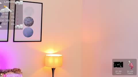 Snapshot of arivega chatting on 02.12.25 Nice to meet you thumb up me please its important I LOOK MY BIO DOWN online show from 02.12.25