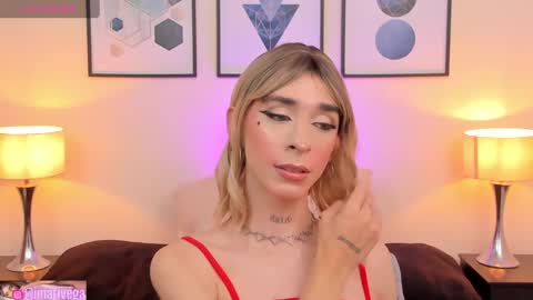 Snapshot of arivega chatting on 02.26.25 Nice to meet you thumb up me please its important I LOOK MY BIO DOWN online show from 02.26.25