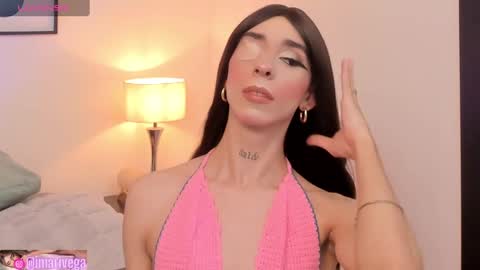 Snapshot of arivega chatting on 09.13.25 Nice to meet you thumb up me please its important I LOOK MY BIO DOWN online show from 09.13.25