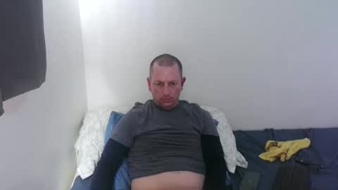 Snapshot of arizona222222 chatting on 02.14.26 luv2benawty online show from 02.14.26