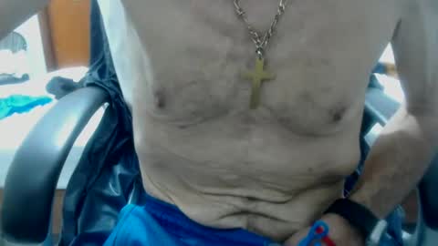 Snapshot of armaduradeacero chatting on 01.21.25 armaduradeacero online show from 01.21.25