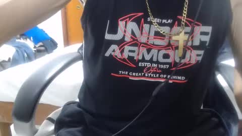 Snapshot of armaduradeacero chatting on 01.23.25 armaduradeacero online show from 01.23.25