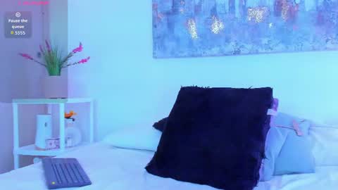  online show from 08.02.26