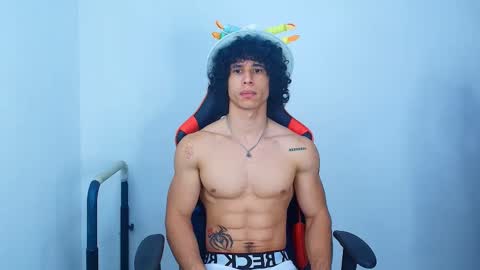 arnold black online show from 09.18.25