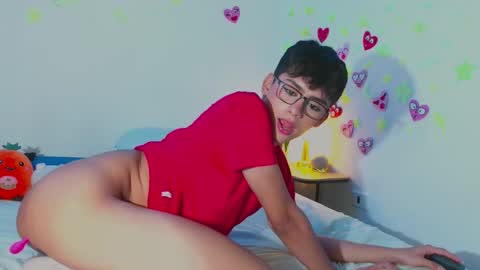 Snapshot of arnold_laurent chatting on 02.17.25 Arnold online show from 02.17.25