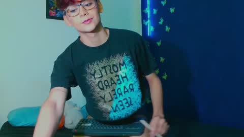 Snapshot of arnold_laurent chatting on 10.22.25 Arnold online show from 10.22.25