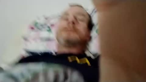 arnoldsean183 online show from 11.22.25