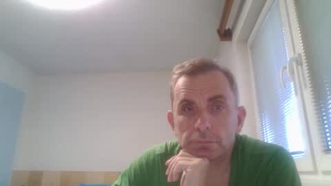 aromannn online show from 11.27.25