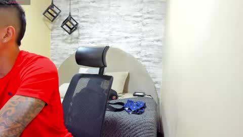 ARON BOLT online show from 04.23.26