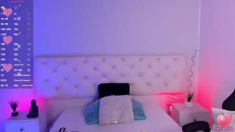 Snapshot of aron_cruz12 chatting on 10.07.25 Aron cruz online show from 10.07.25