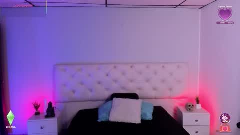 Snapshot of aron_cruz12 chatting on 10.17.25 Aron cruz online show from 10.17.25