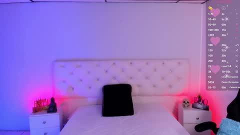 Snapshot of aron_cruz12 chatting on 10.25.25 Aron cruz online show from 10.25.25