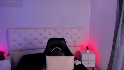 Snapshot of aron_cruz12 chatting on 11.13.25 Aron cruz online show from 11.13.25