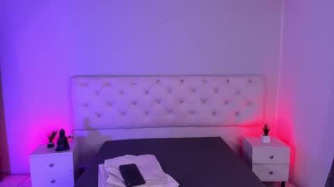 Snapshot of aron_cruz12 chatting on 11.27.25 Aron cruz online show from 11.27.25