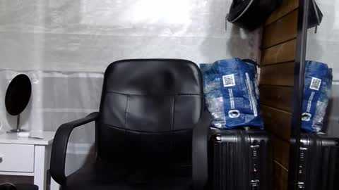 Aron G Franco online show from 12.23.25