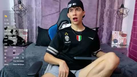 Arontawers online show from 06.20.26