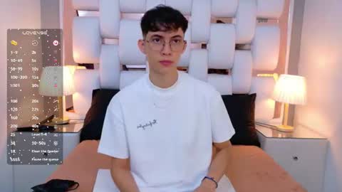 Arontawers online show from 07.24.26