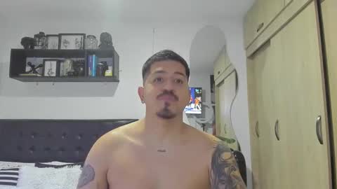 ARON  Independent model  online show from 11.01.25