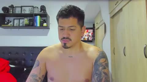 ARON  Independent model  online show from 02.21.26