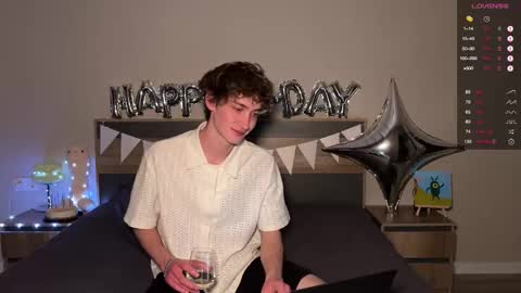 Snapshot of aronyou_win chatting on 01.17.26 Aron and Phil solo online show from 01.17.26