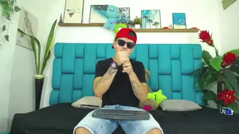 Aroon   online show from 06.13.26