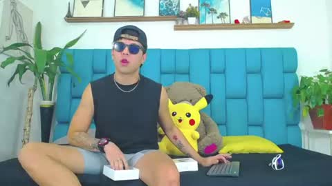 Aroon   online show from 06.22.26