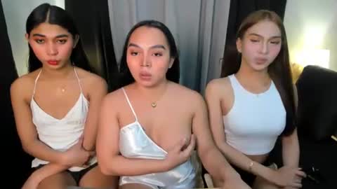 Snapshot of arra_mina chatting on 11.12.25 arra_mina online show from 11.12.25