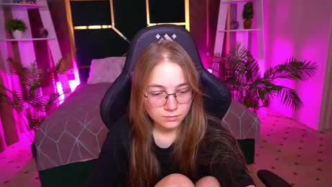 arrinawair online show from 11.11.25