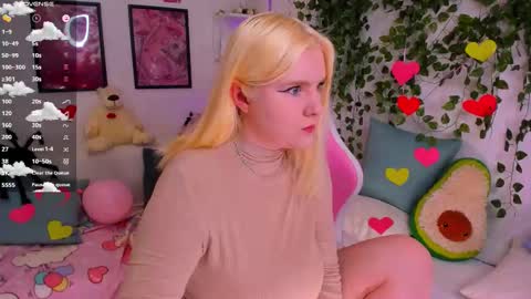 art_lovee_ online show from 02.18.26