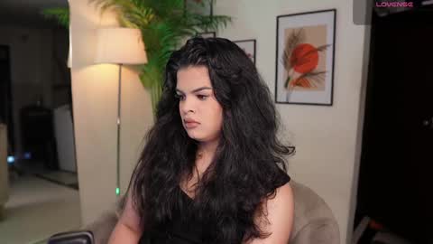 Chloe  online show from 01.11.25