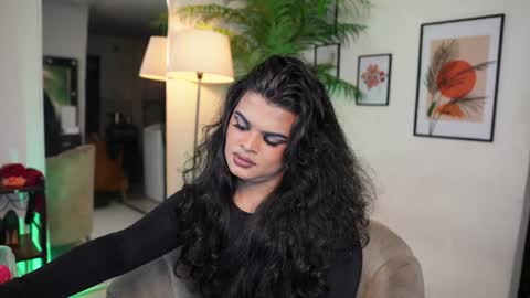 Chloe  online show from 01.26.25