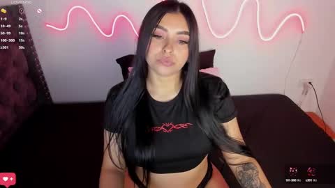 Snapshot of artemisa67_ chatting on 12.23.24 ESTEFANY online show from 12.23.24