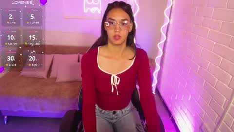 Snapshot of artemiss_tay chatting on 09.27.25 artemiss_tay online show from 09.27.25