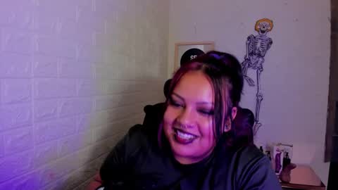 Snapshot of artenisa_tay69 chatting on 10.13.25 artenisa_tay69 online show from 10.13.25