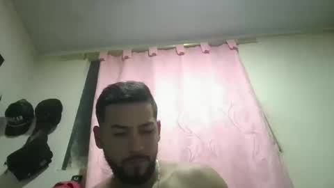 Snapshot of arthur1718 chatting on 10.18.25 arthur1718 online show from 10.18.25