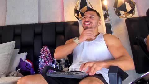 Arthur online show from 12.11.24