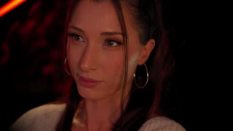 Snapshot of artmarlene chatting on 11.08.25 Marlene online show from 11.08.25