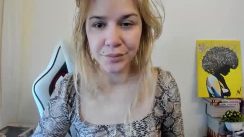 MIA online show from 03.08.25