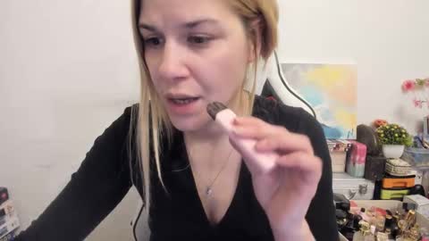 MIA online show from 03.11.25