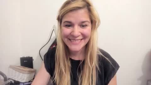 MIA online show from 09.24.25